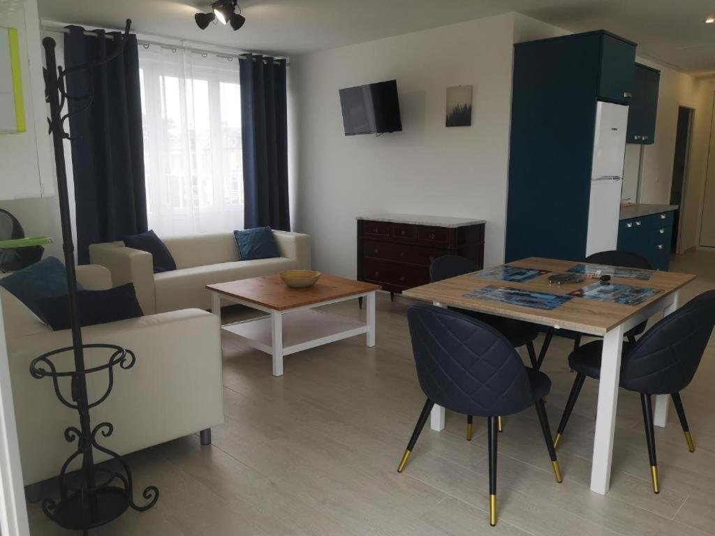 Place Alexandre Stanier Apt N 7 Avec Terrasse Asnelles Exterior photo